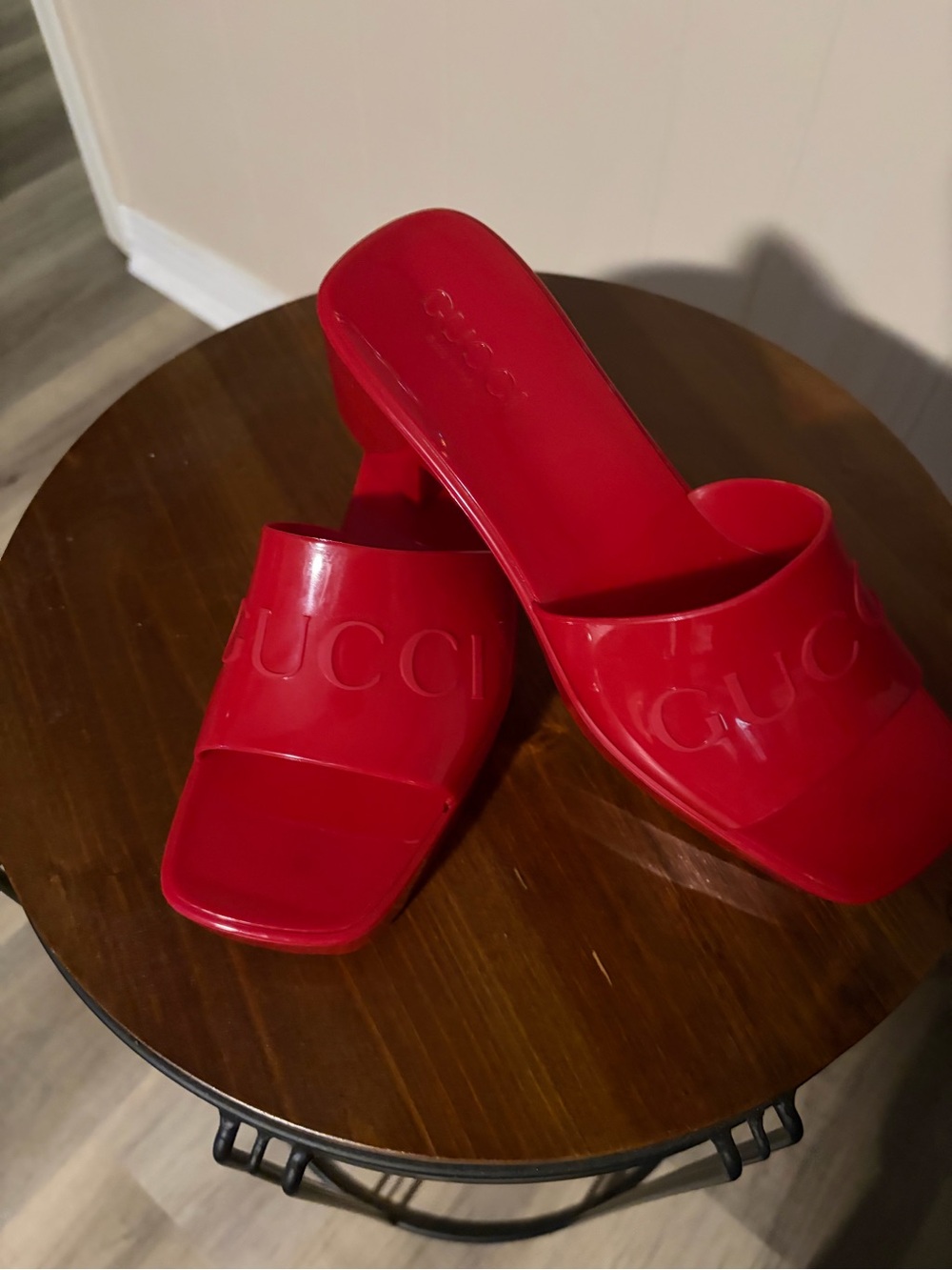 Gucci Red Patent Platform Slide Mules - Picture 3 of 3
